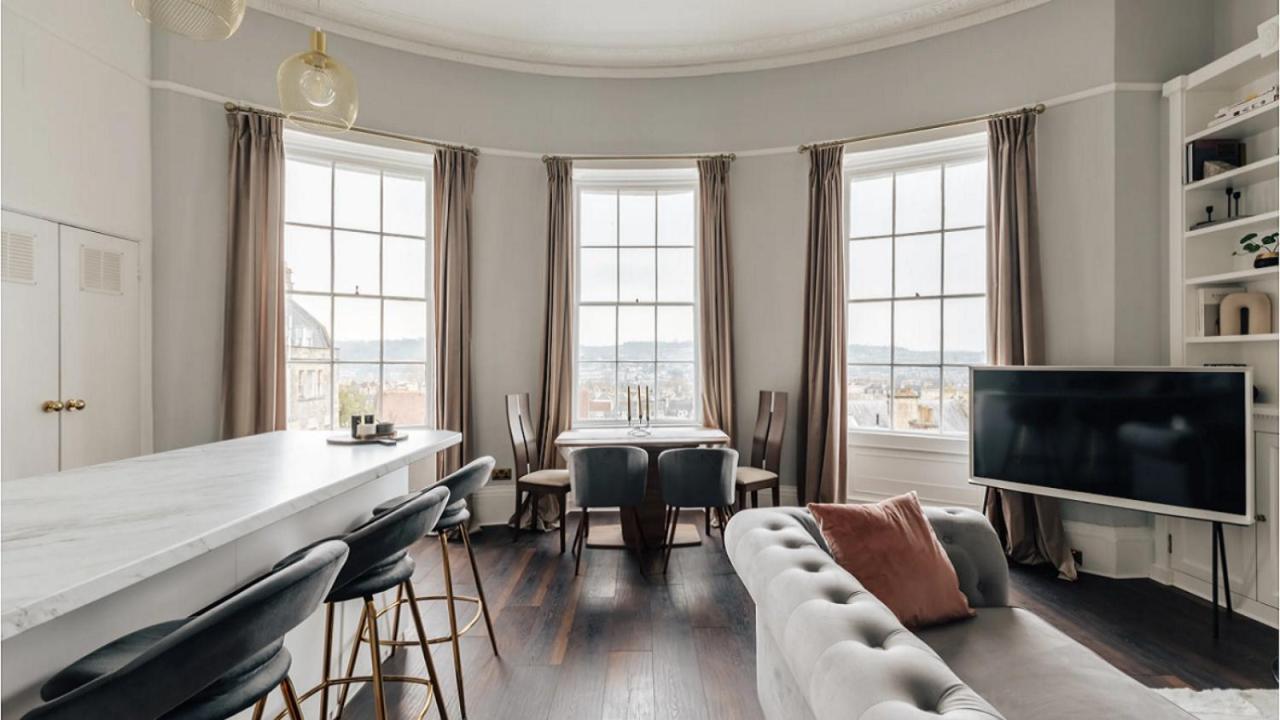 The Portland Apartment - Georgian Building With Parking Бат Екстериор снимка